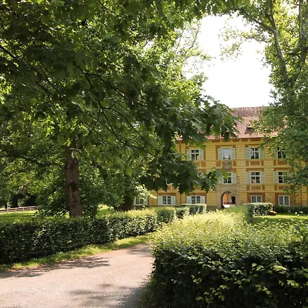 Schloss Frauenthal Apartment *