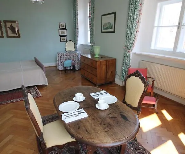 Apartment Schloss Frauenthal