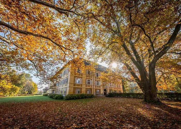 Apartment Schloss Frauenthal *