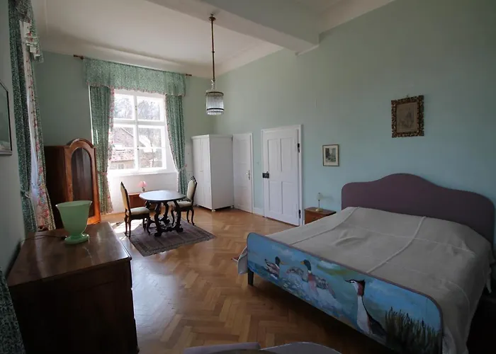 Apartment Schloss Frauenthal *