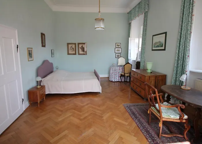 Schloss Frauenthal * 德意志兰茨贝格