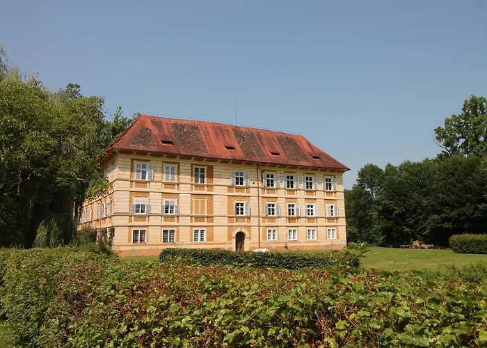 Apartment Schloss Frauenthal *