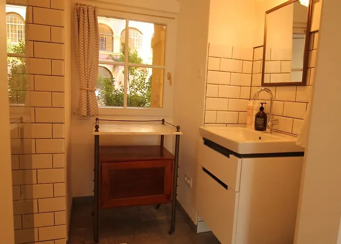 Schloss Frauenthal *